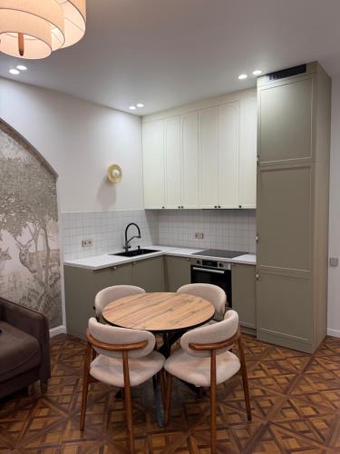 Nur-Sultan Apartment | Квартира рн Хан-Шатыр