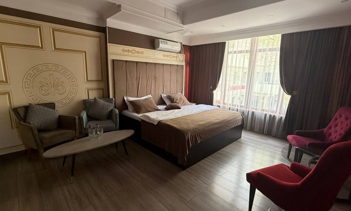Kaztsik Hotel | Monroe Hotel