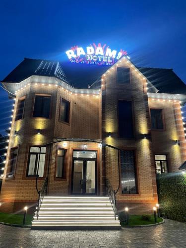 Medeu District Hotel | Radamis Hotel & Restaurant