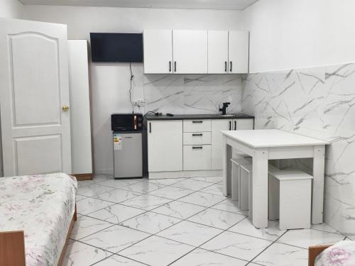 Kazakhstan Apartment | Rassvet