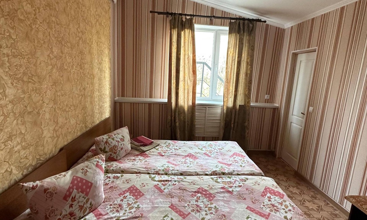 Zhabagly House | Zhenja and Lyuda's Boarding House