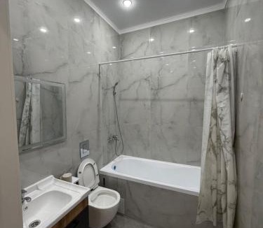 Almaty District Apartment | Аппартаменты около Аллей Мынжылдык