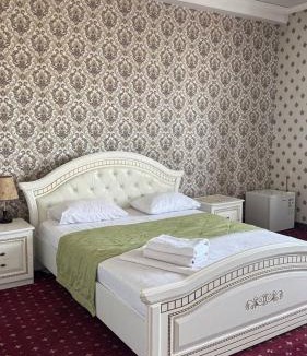 Almaty District Hotel | Белес
