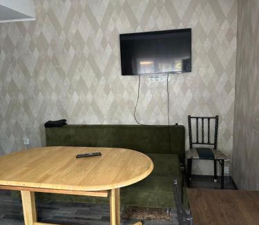 Almaty Hostel | Гостевой дом Дубок