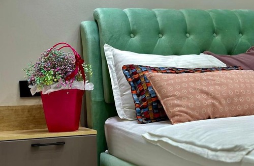 Aktobe Apartment | Двухкомнатные апартаменты в центре Актобе с двумя кроватями