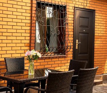 Moiynkum District Apartment | Дом у Озера