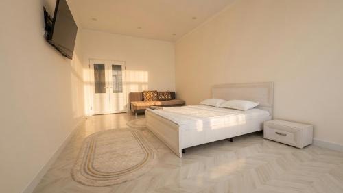 Aktobe Apartment | Евро Двушка в мкр Батыс-2 кроме кровати два раскладных дивана