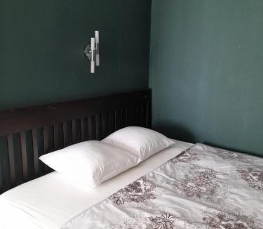 Uralsk Apartment | Изумрудд