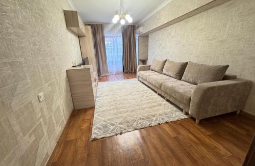 Medeu District Apartment | Квартира на Арбате 59