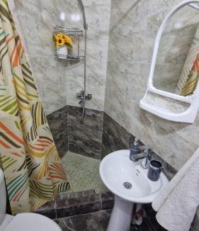 Medeu District Apartment | Мини-Отель Парк 28 Панфиловцев номер 1