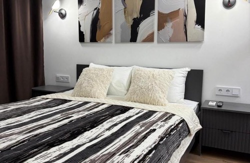 Almaty Apartment | Студия Меланж между ARBAT и MEGA Park