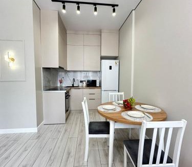 Nur-Sultan Apartment | Уютная евродвушка на левом берегу Астаны