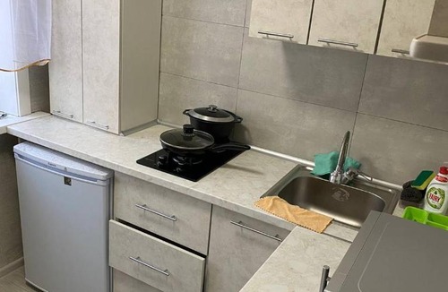 Petropavlovsk Apartment | 1 комнатная квартира в 3 минутах пешком от вокзала WiFIi город Петропавловск