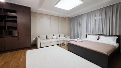 Almaty District Apartment | 16 эт ,Кондиционер, Хайвилл ШИКАРНЫЙ вид на Мечеть, посольства США,ОАЭ,Китай