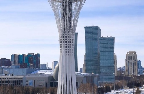 Nur-Sultan Apartment | 348 Лучшая локация столицы с шикарным видом на БАЙТЕРЕК - кондиционер- 100 кВм -2 большие кровати - 2 санузла - до 4 гостей