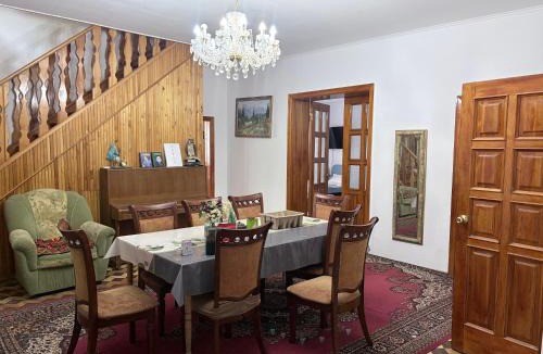Bostandyk District Bed & Breakfast | Almaty Hills Villa