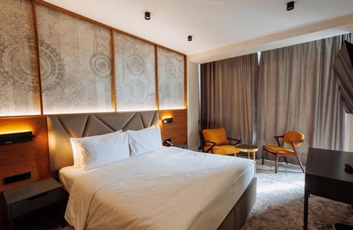 Shymkent Hotel | Aurum Garden Hotel