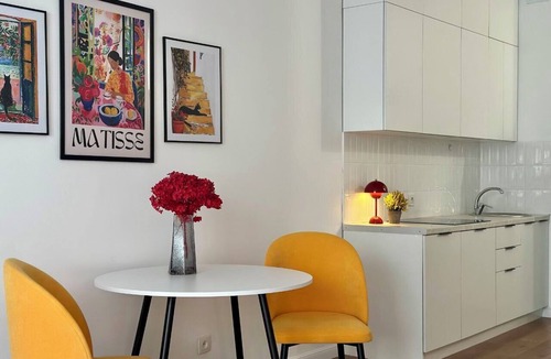 Almaty Apartment | "Matisse" cozy apartment near Arbat