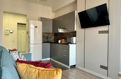 Almaty Apartment | "Nur-Ay" cozy 1-bedroom apartment in dowtown Almaty with AC