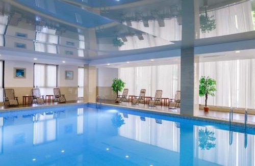 Medeu District Hotel | Shera Inn Hotel