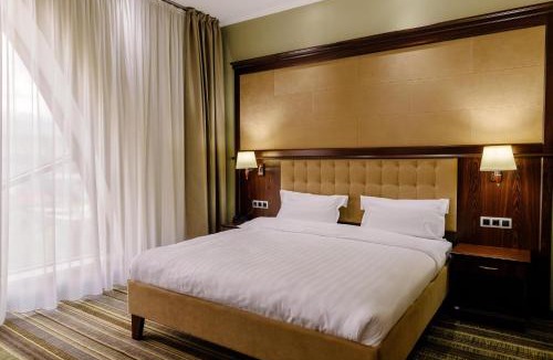 Medeu District Hotel | Shera Inn Hotel