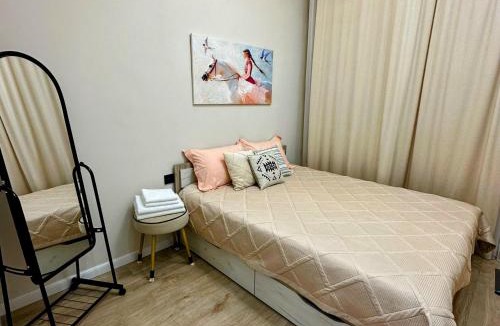 Almaty Apartment | Sunflatroom2