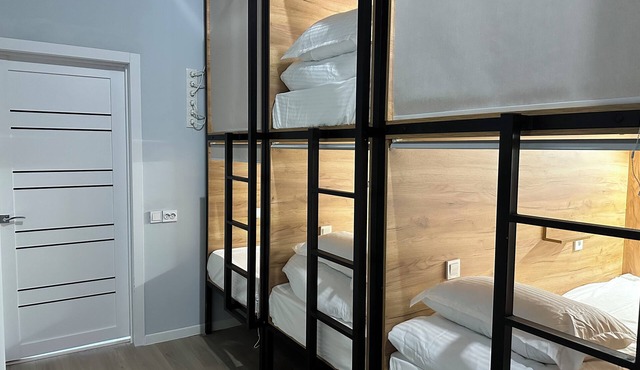 Hostel O2