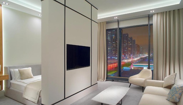 NEOS HOTEL