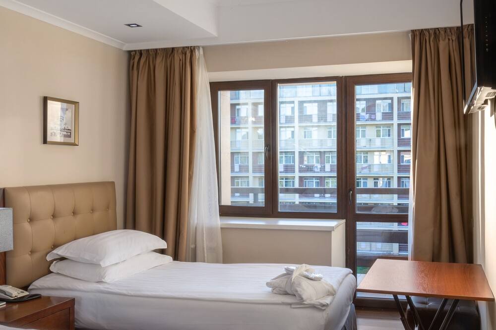 Schuchinsk Hotel | Parkhouse Kokshetau
