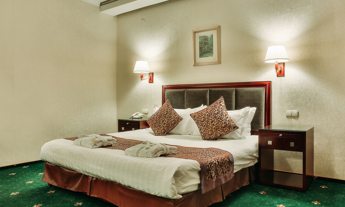 Almaty District Hotel | Goldman Empire