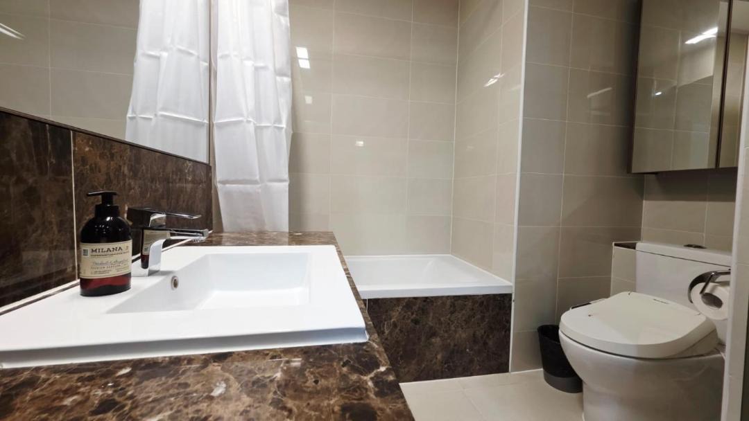 Almaty District Apartment | 19 эт ИЗУМИТЕЛЬНЫЙ ВИД на Мечеть Хазрет Султан, 2 раздельные кровати,раскладной диван, 2 санузла