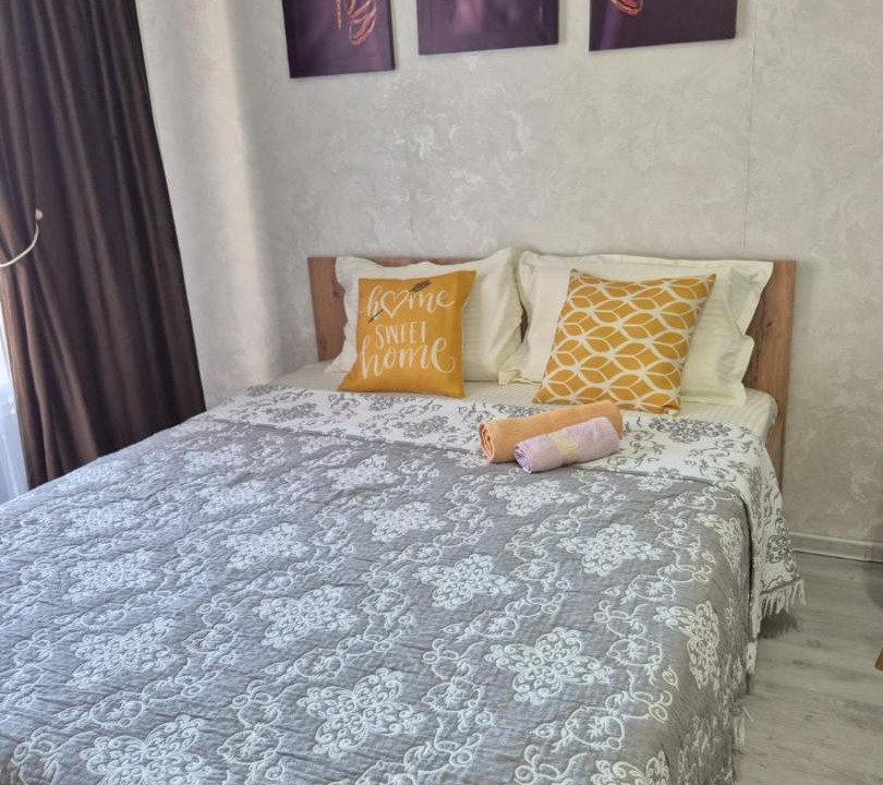 Kaztsik Apartment | Studio apartment for rent