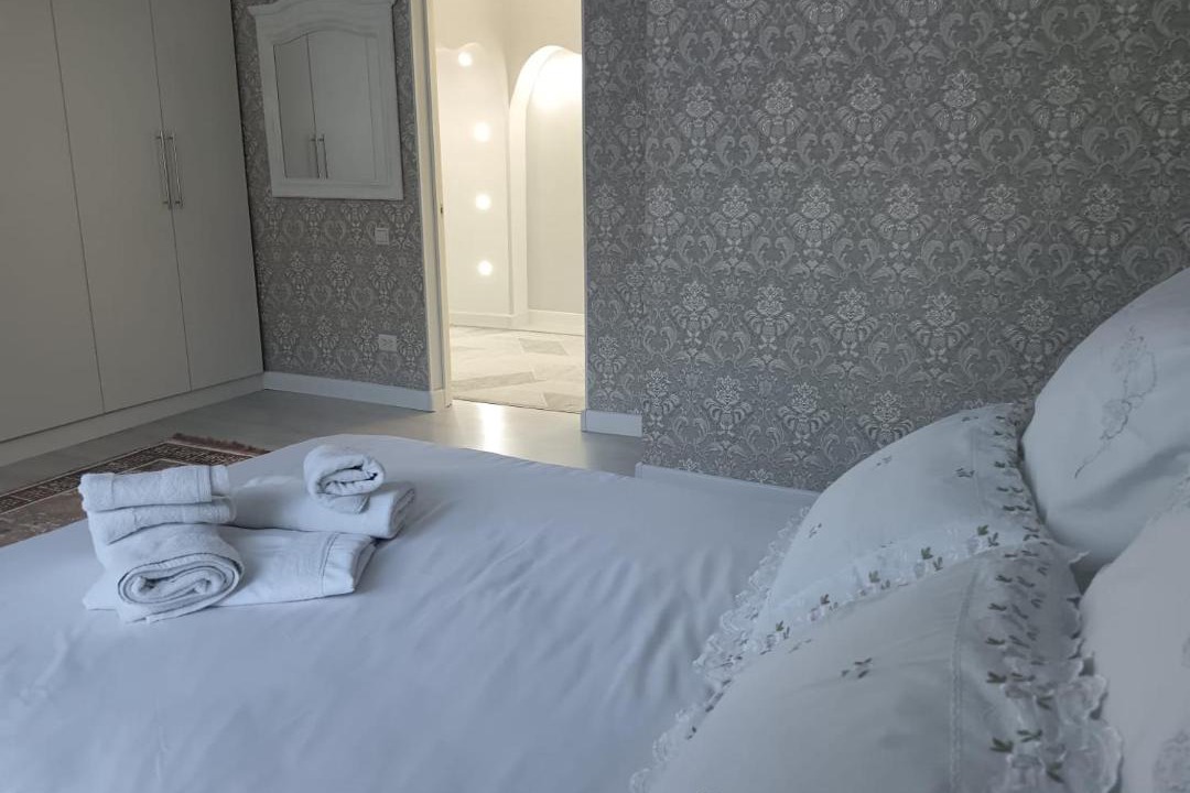 Aktobe Apartment | Светлая двухкомнатная квартира с Wi-Fi стильный дизайн и всё необходимое