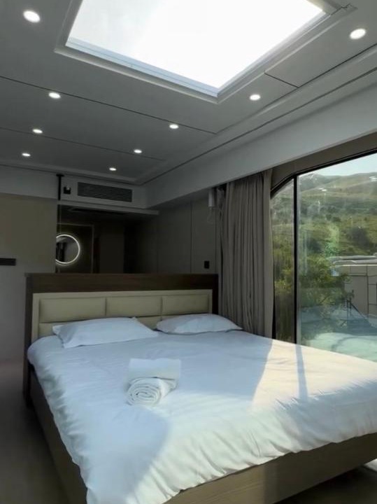 Photo of Bedroom in Saty