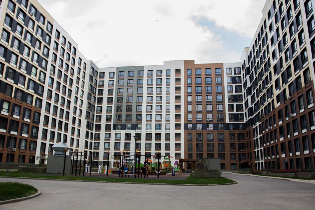 Photo of Buildings in Yesil District