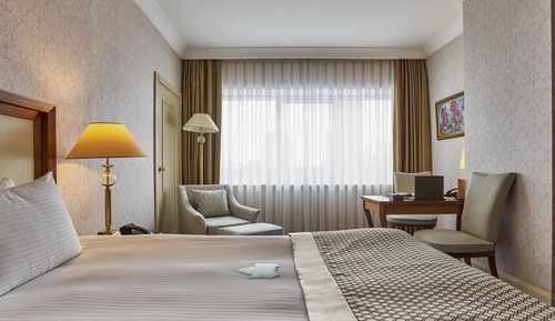 Deluxe Room, 1 King Bed