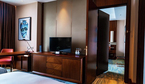 Family Room, 2 Bedrooms
