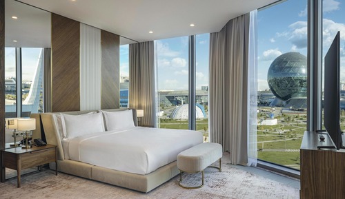 Suite, 1 King Bed