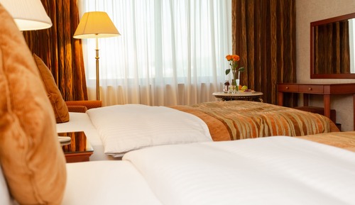 Classic Room, 2 Twin Beds, Club Lounge Access (High Floor, Lounge Access)