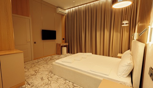 Family Double or Twin Room, City View