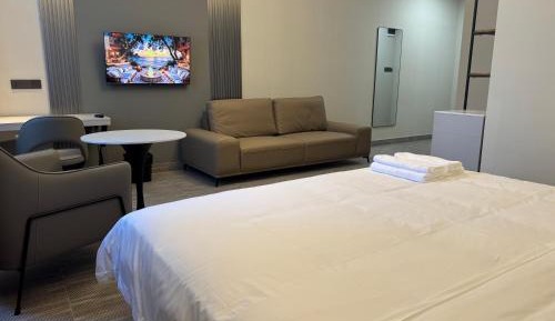 Superior King Room