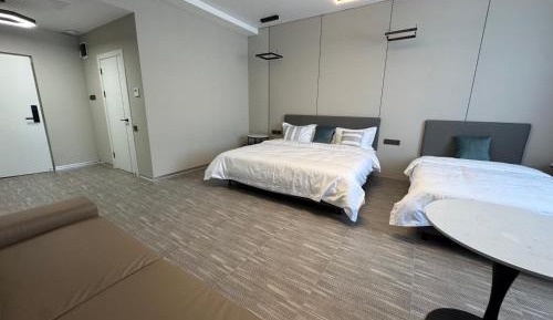 Large Double Room