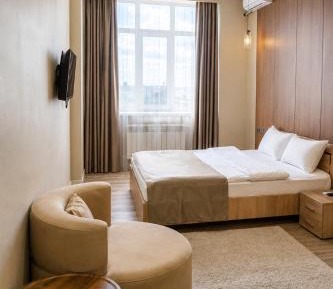 Large Double Room