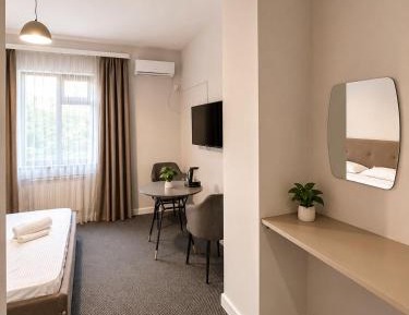 Large Double Room