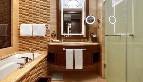 Deluxe Twin Room with Forest View