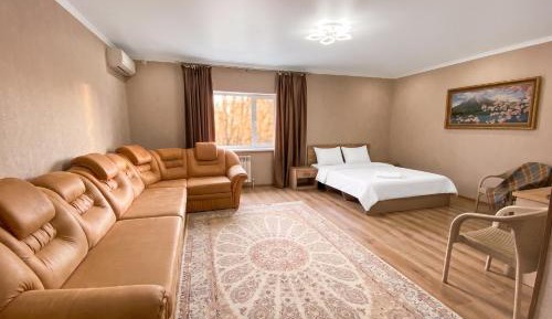 Deluxe Double Room with Bath