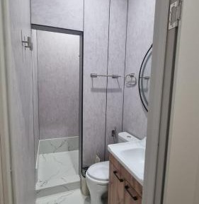 Twin Room with Private Bathroom