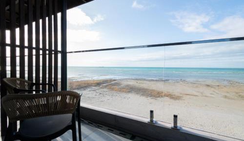 Family Room with Sea View