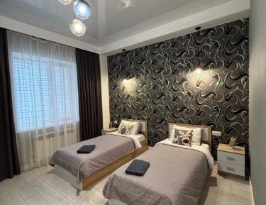 Twin Room with Shower