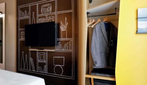 Standard Non Smoking Room with One Double Bed